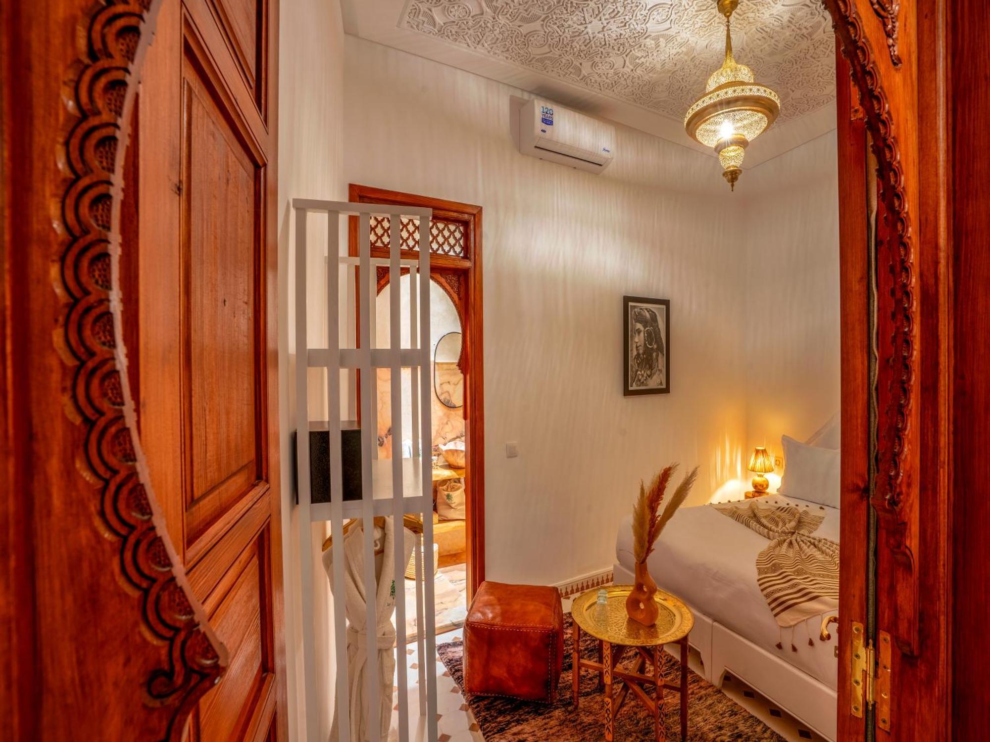 Dar Al-Famila Hamam & Spa Marrakesh Exterior photo