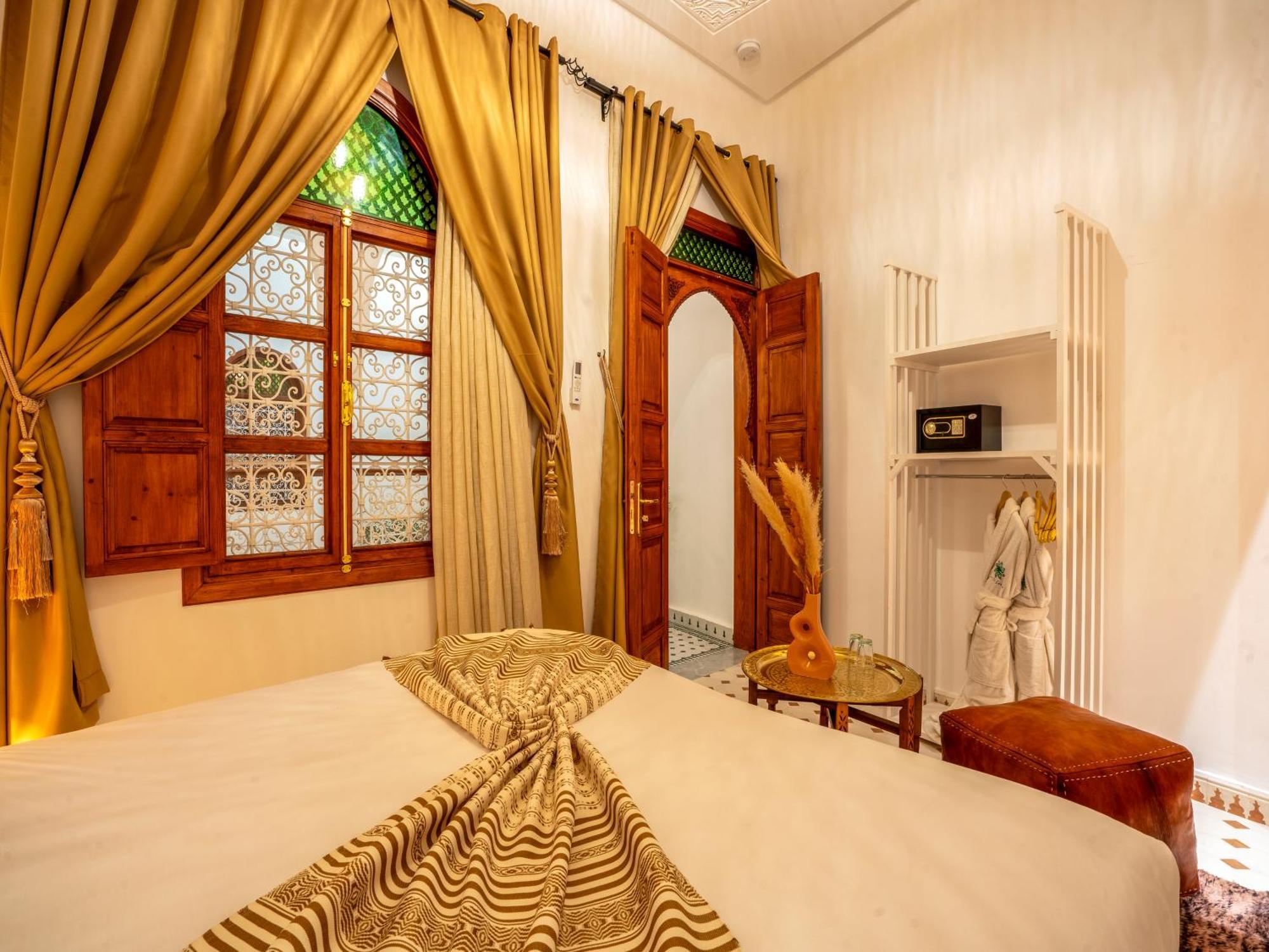 Dar Al-Famila Hamam & Spa Marrakesh Exterior photo